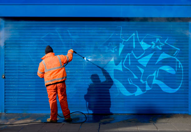 Best Pressure Washing Services for Businesses  in Manhattan, MT